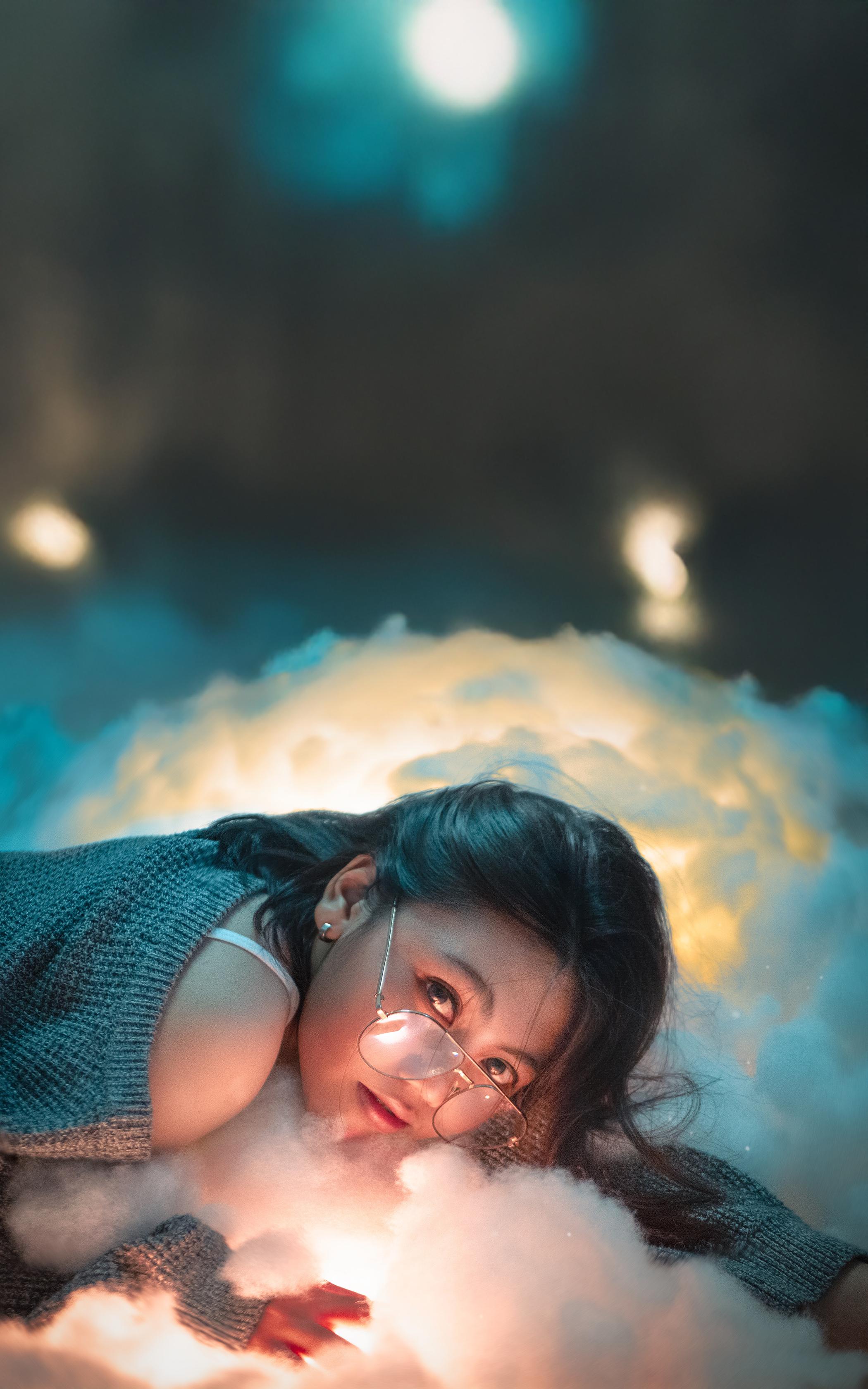 Dreamy Cloud Glow